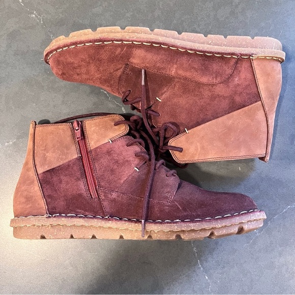 Clarks sz 8 Tamitha Key mahogany suede laceup ankle boots - Picture 9 of 13